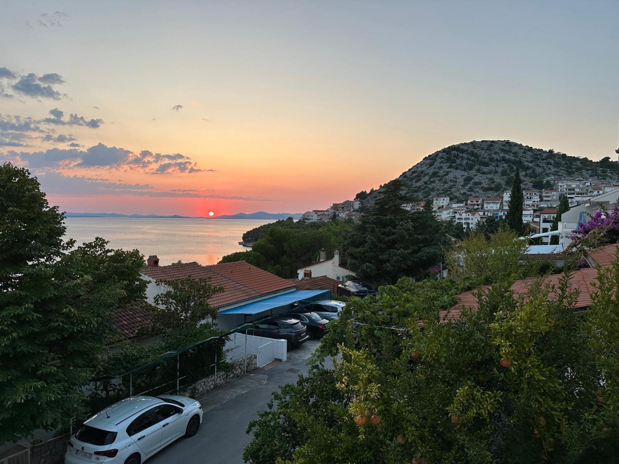 Apartment Mona 1, Fantastischer Meerblick Drage Bagian luar foto